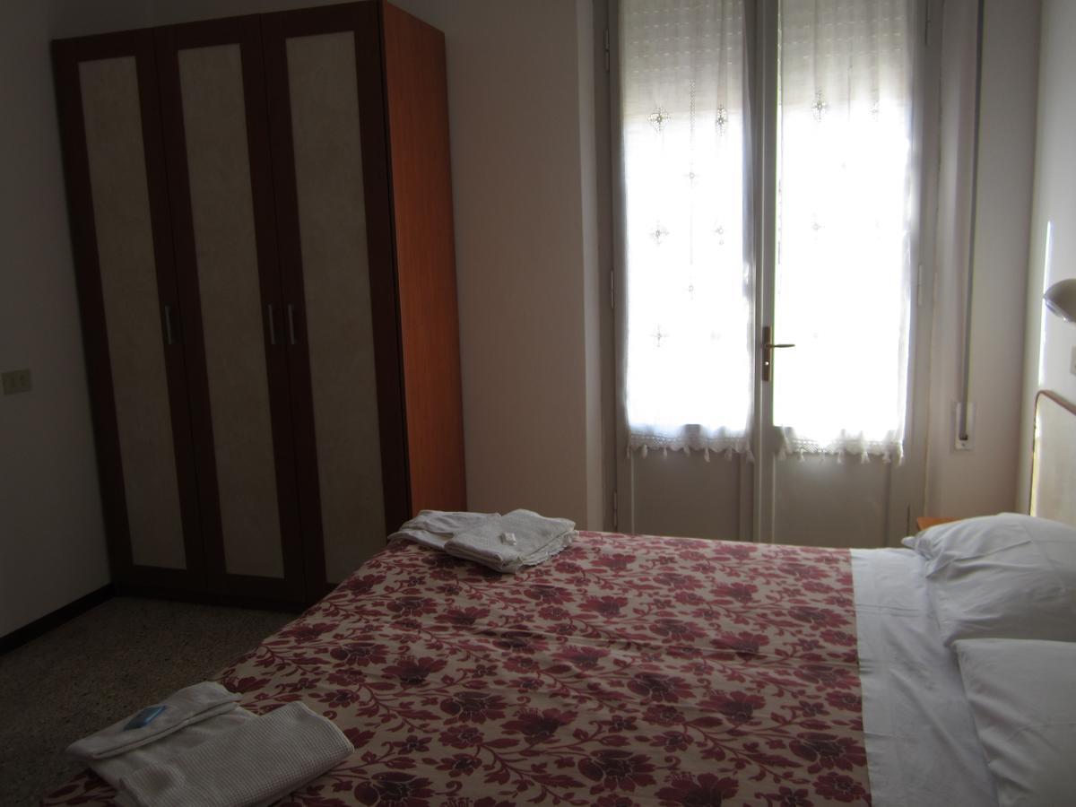 Hotel Moroni Rimini Eksteriør billede
