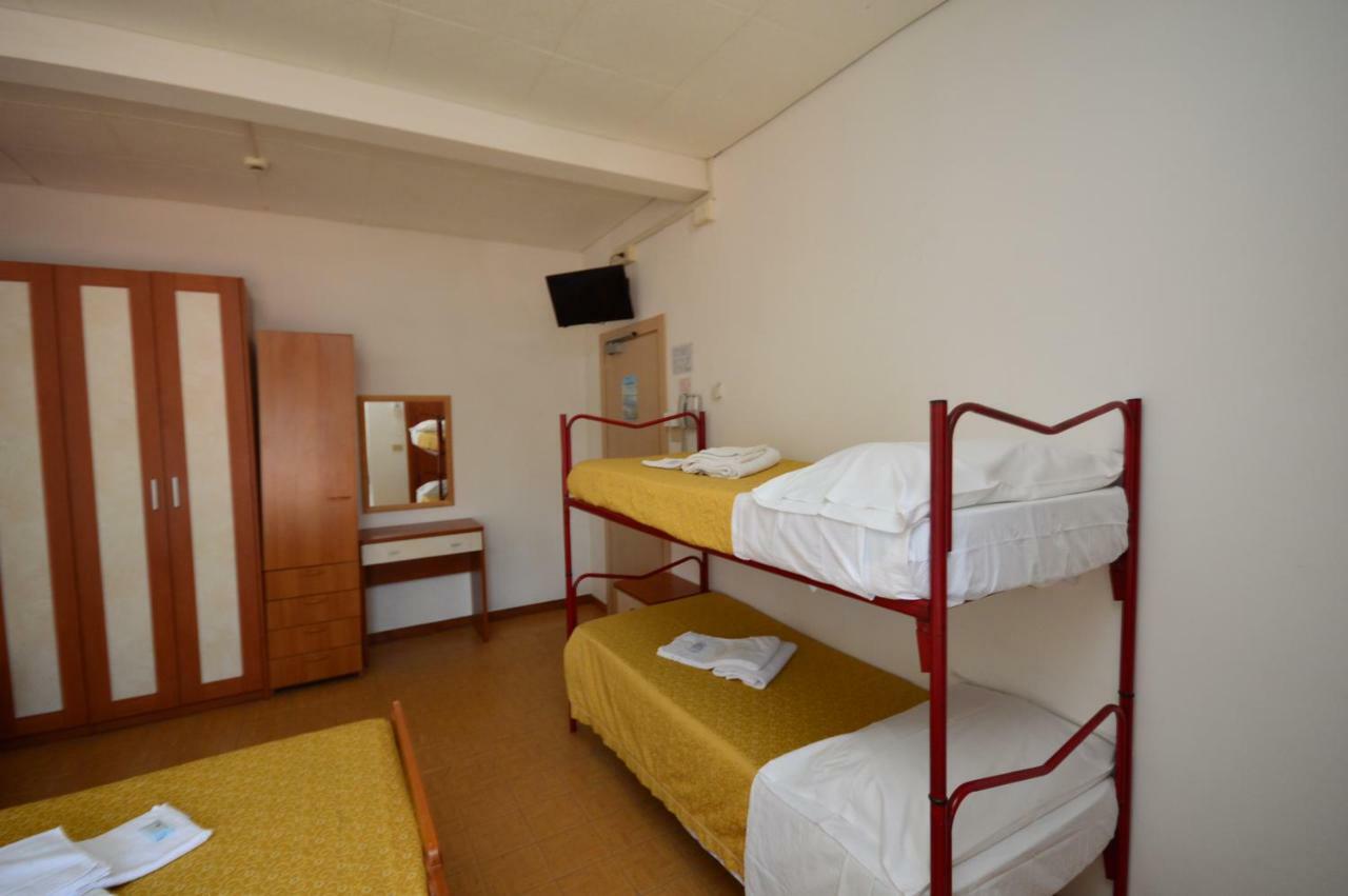 Hotel Moroni Rimini Eksteriør billede